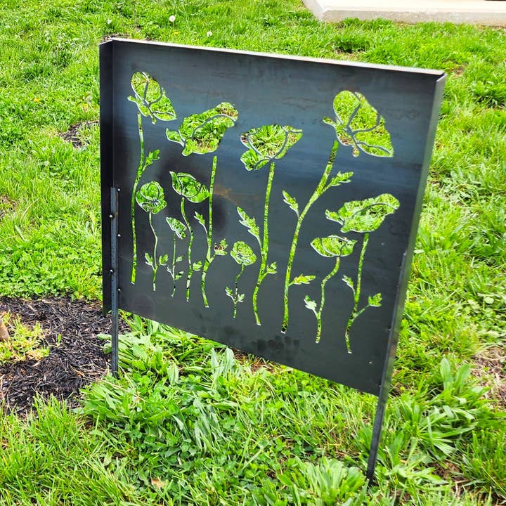 Maker Table LLC - Wholesale Outdoor Ornament/Decor - Poppy Metal Privacy Panel – Decorative Outdoor Garden Screen4