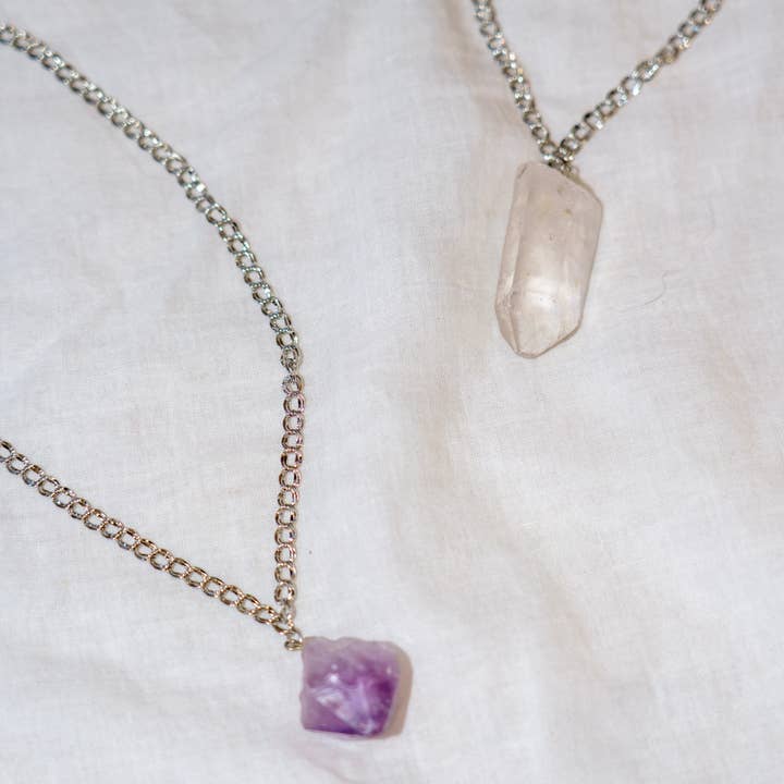 Uye Surana - Wholesale Choker/Collar - Raw Quartz Crystal Chain Choker in Silver ✨ More Colors3