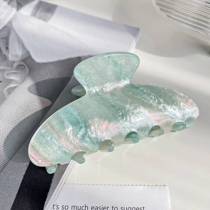 Large-size acetic acid-like jelly-colored gripper for wholesale by Lily Clothing