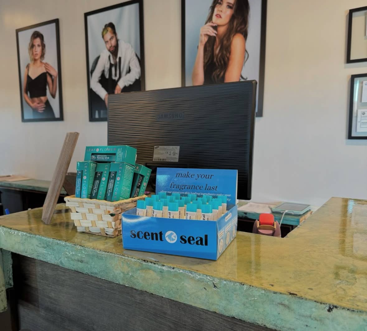 scentseal - Wholesale Perfume/Eau de Toilette - The Applicator - scentseal with Nouriscent™ Technology4