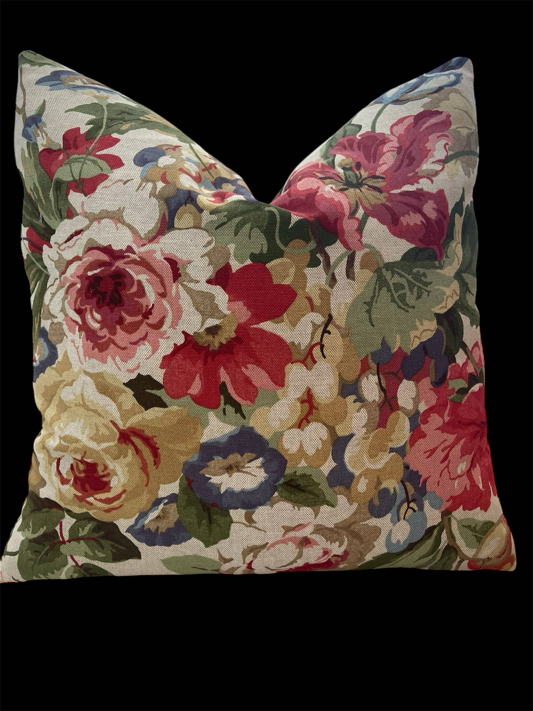 Dahlia & Grace pillows – Großhandel Zierkissen – Bernadette Blumenmuster-Kissen mit Federfüllung1