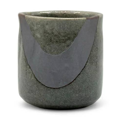 Nezumi Shino Grey Sankaku Mino-yaki Yunomi - Japans theekopje voor wholesale door Inoue Tea