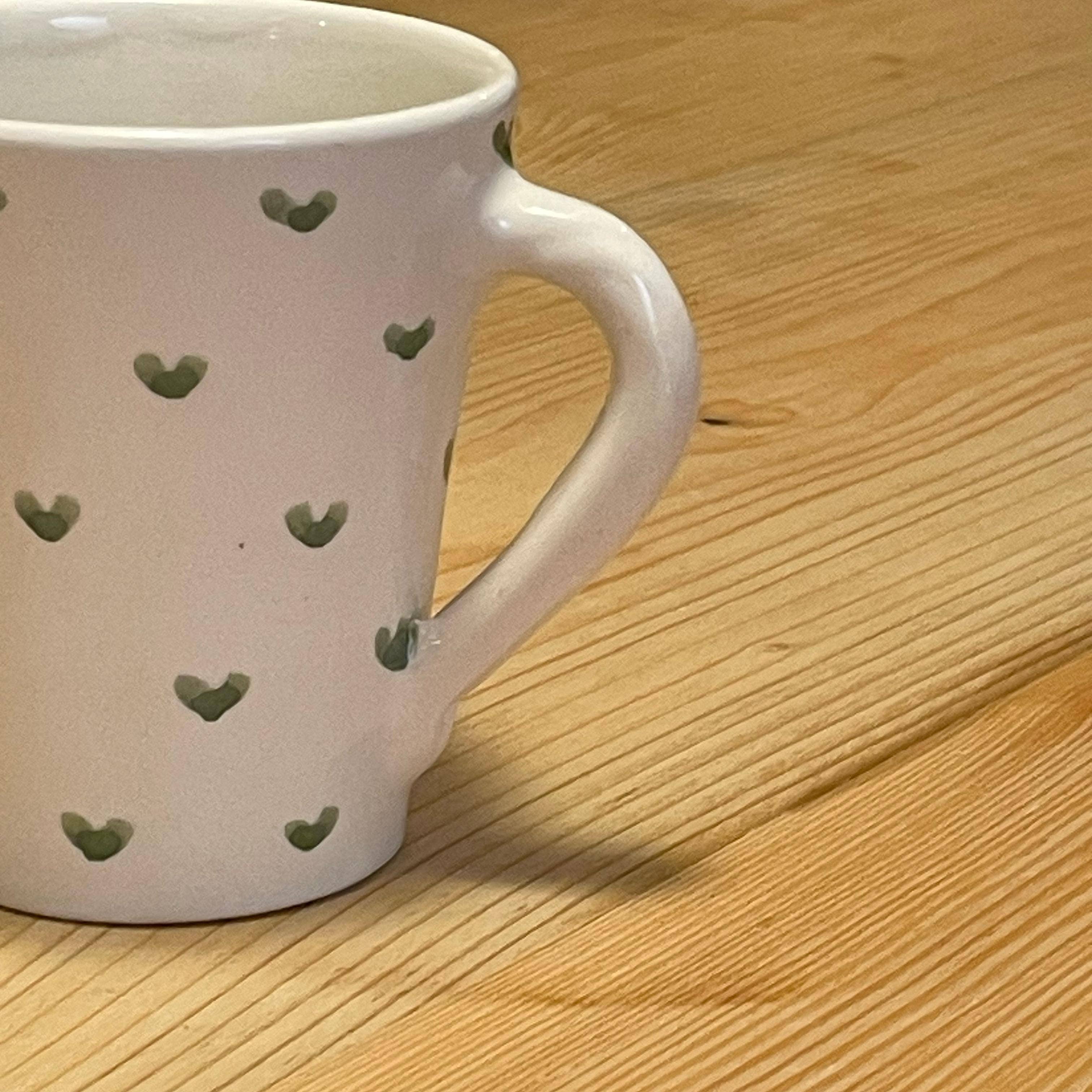 LeBazare - Wholesale Coffee Mug - Gobelet en céramique fait main – Motif cœurs1