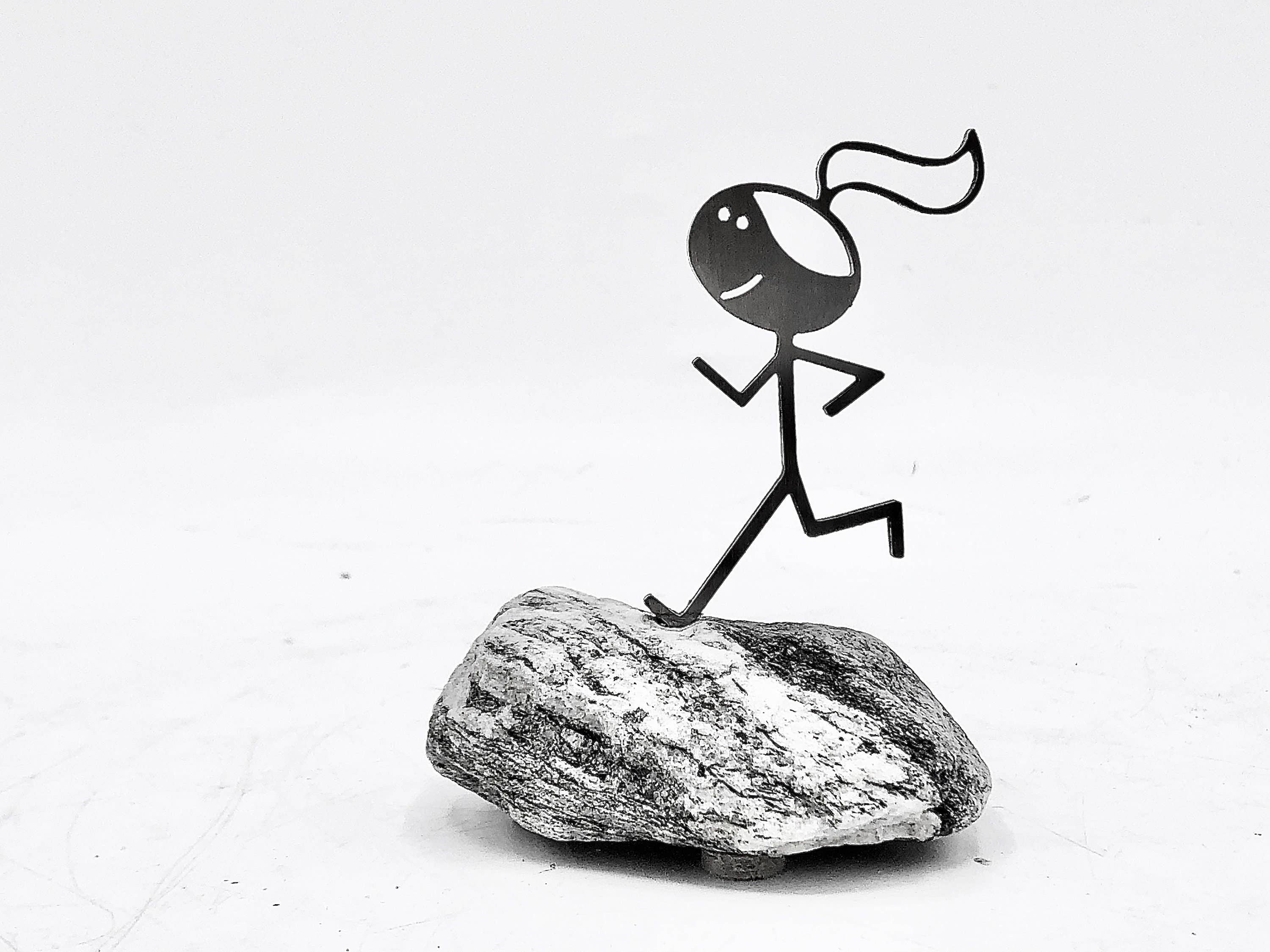 Vermont Rocks! – wholesale Dekorativ statyett – Metal Runner Girl Staty-present till henne med kort och väska4