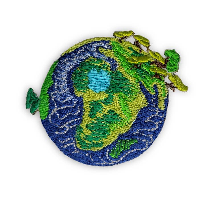 Patch brodé thermocollant Terre - Terra Fer pour la vente par Untitled Union