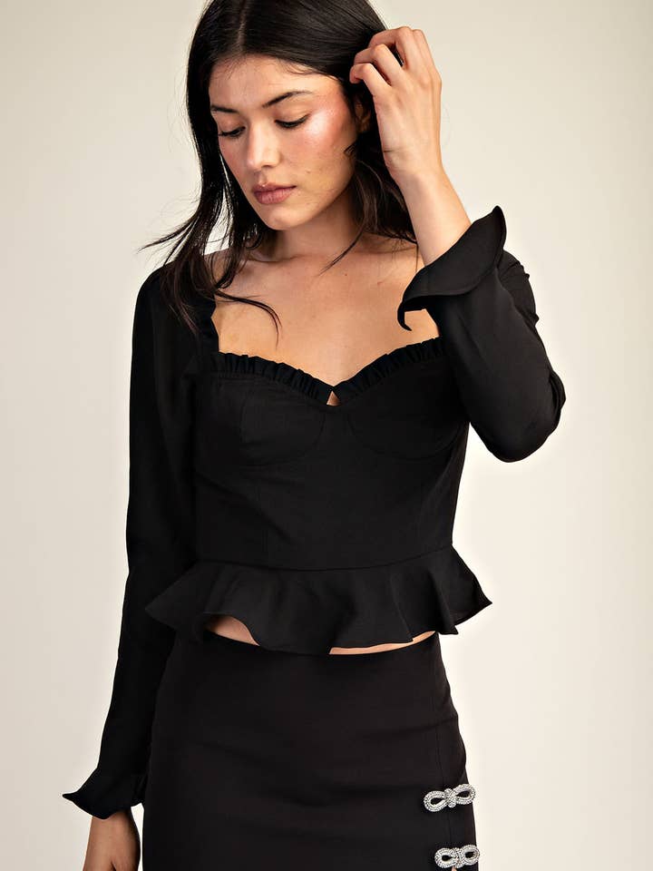 TT5989 TOP IN FELPA ELASTICIZZATA A MANICHE LUNGHE CON VOLANT per la vendita all'ingrosso da parte di Edit by Nine