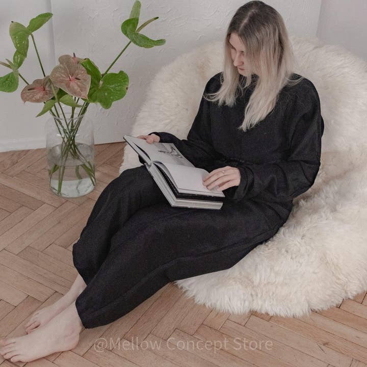 Mellow - Wholesale Pouf - Natural Sheepskin Beanbag - White3