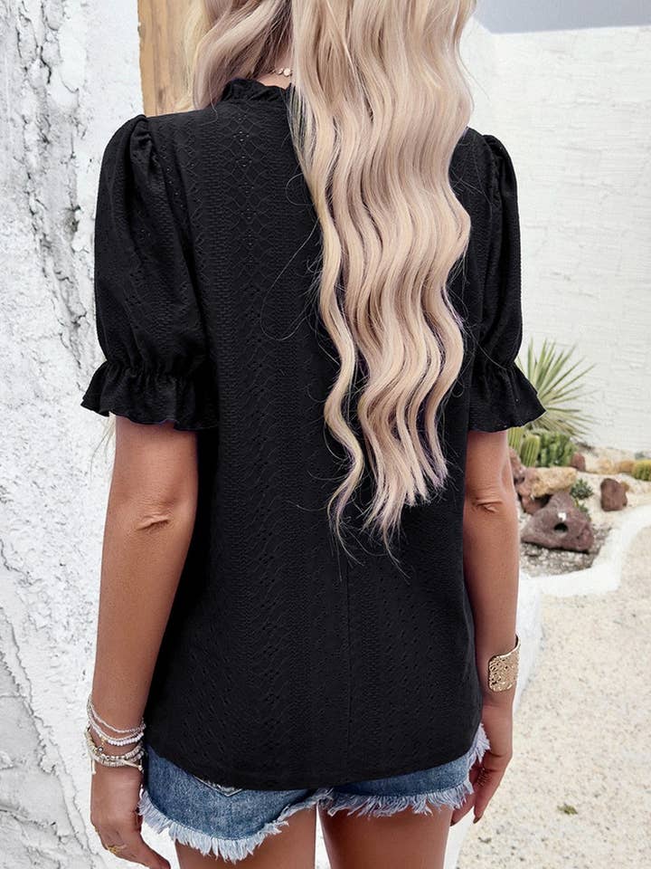 CWTBLS0389_Round Neck Short Sleeve Top for wholesale by NINEXIS