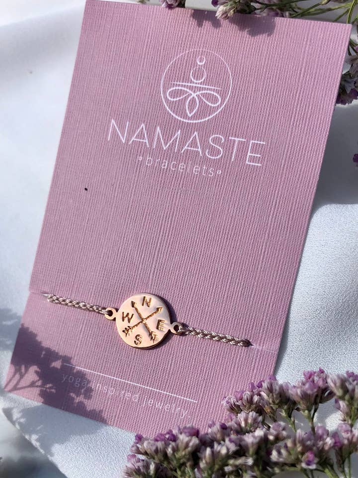 KOMPASS - Om Schmuck Energie heilendes Armband - Geschenk für den Großhandel von Namaste Bracelets