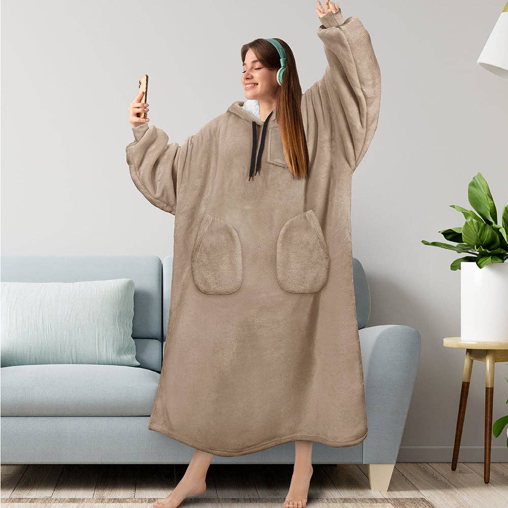 Pavilia - Wholesale Hoodie - Women's - Chest Pocket Sherpa Hoodie Blanket - Patch Pocket (Regular / Long)165