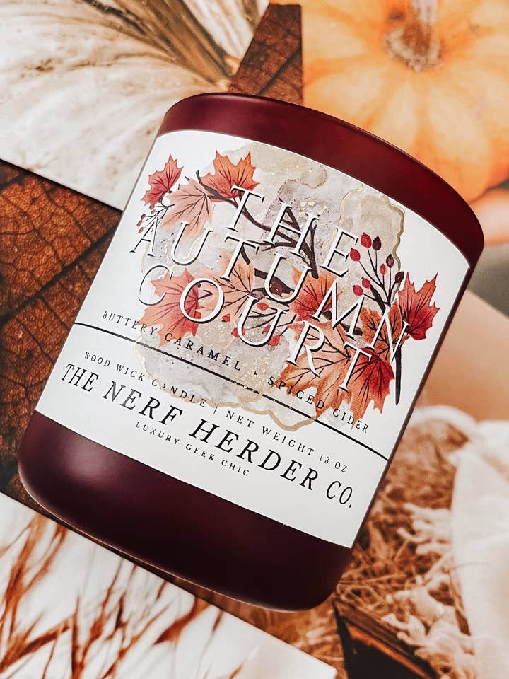 Bougie sous licence officielle | La Cour d'Automne (13 oz) pour la vente par The Nerf Herder Co.