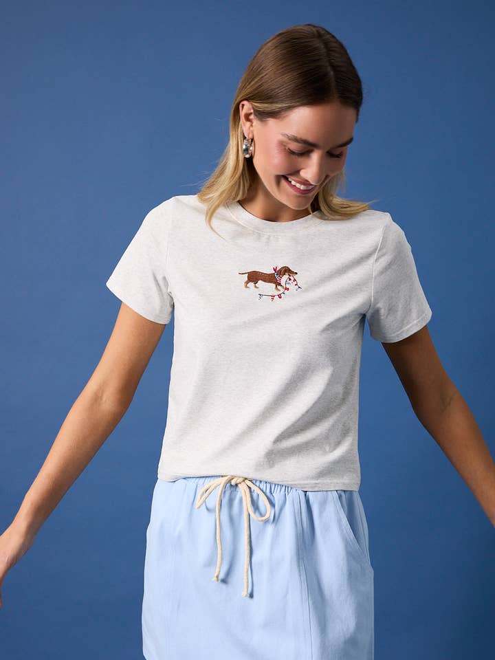 CREW NECK SHORT SLEEVE "USA DOG" EMBO T-SHIRT for wholesale by Sunday Edition