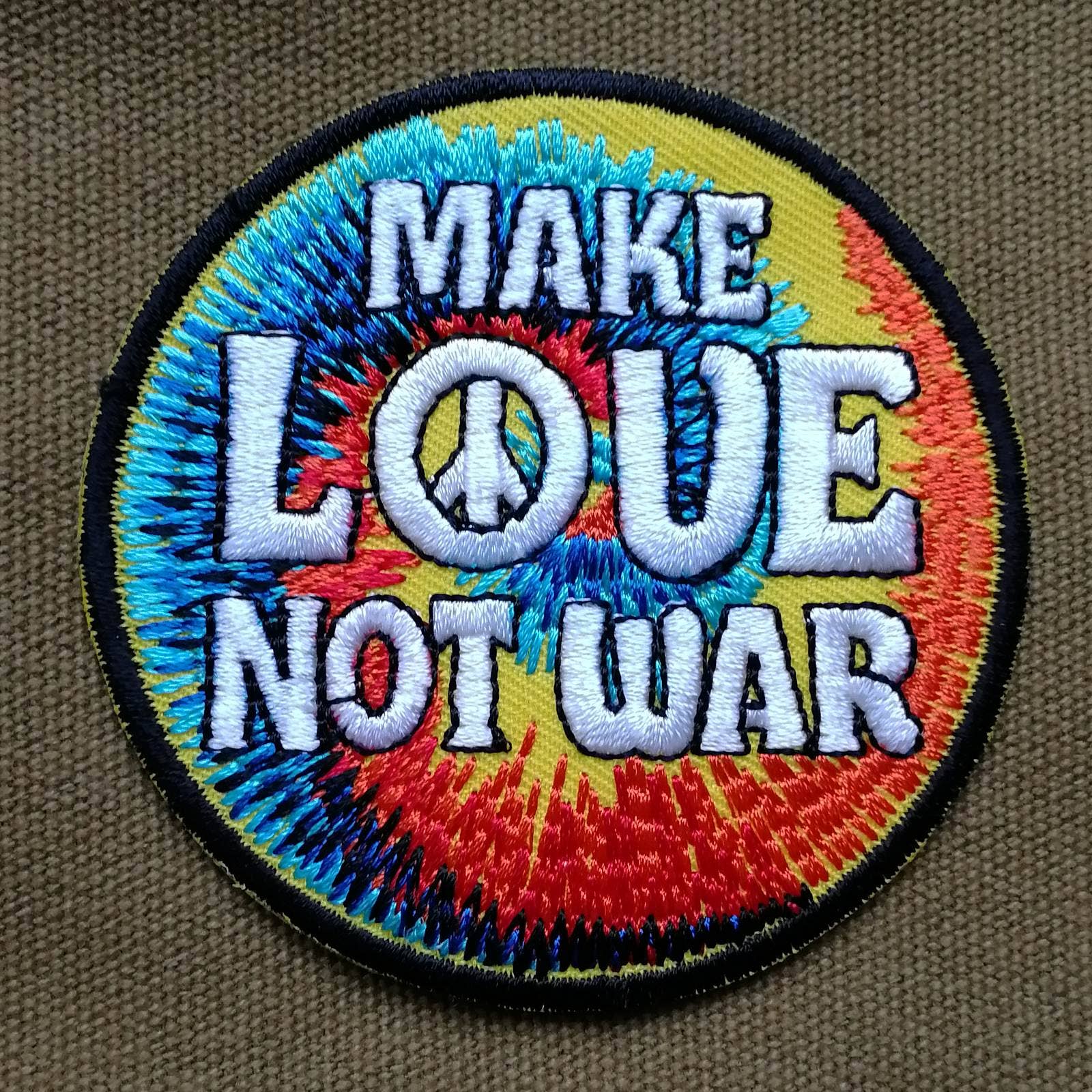 Tribal Trade GmbH - Vente Écusson - Ecusson coloré « Make love not war »6