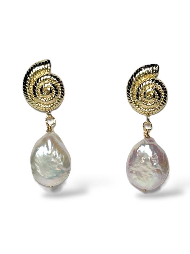 Øreringe med perledråber fra Seaside for engroshandel hos Lynnmade