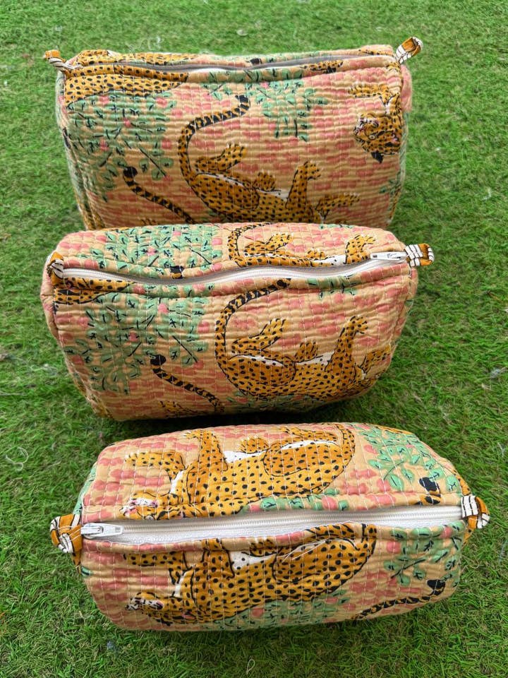 Tijgerprint Tas Gewatteerde Katoenen Tas Toilettas Cosmetische Tas voor wholesale door Bhawana Handicrafts