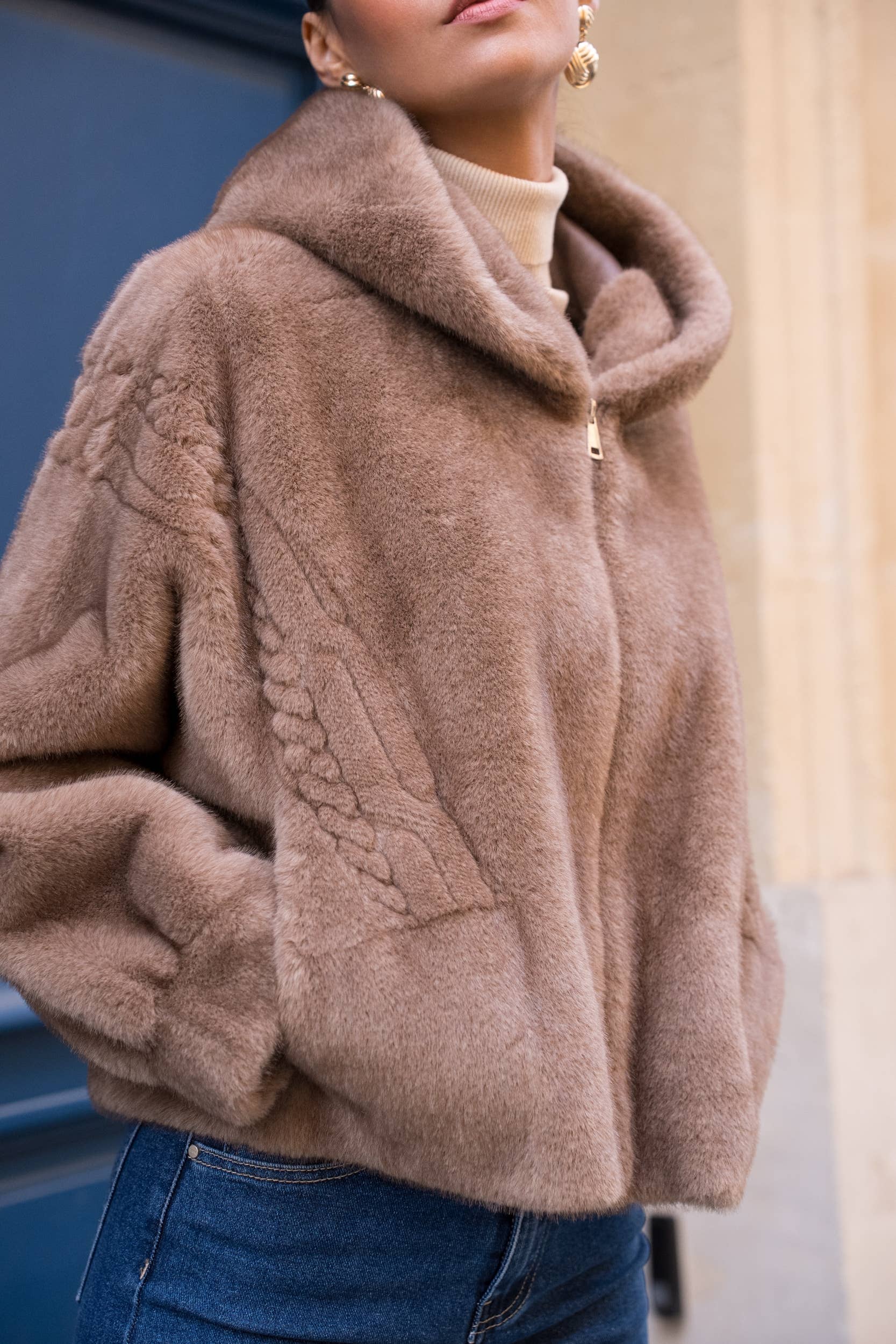 Attentif Paris - Wholesale Fur/Faux Fur Coat - Women's - Short coat with hood in faux fur with braided details19