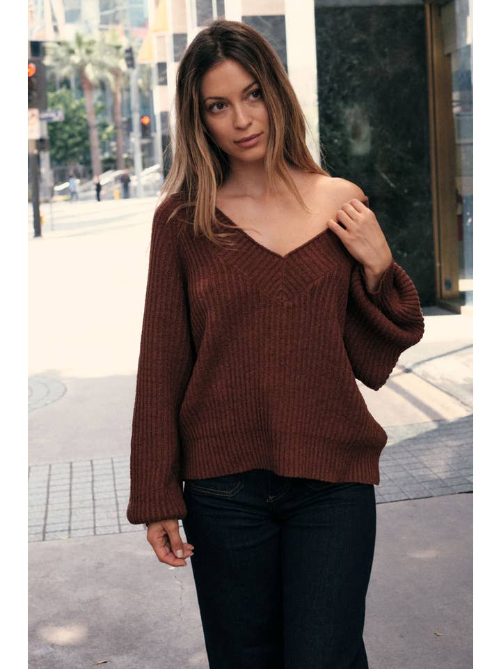 Promesa USA - Wholesale Knit Sweater - Women's - Ribbed Knit V-Neck Loose-Fit Raglan Sweater3