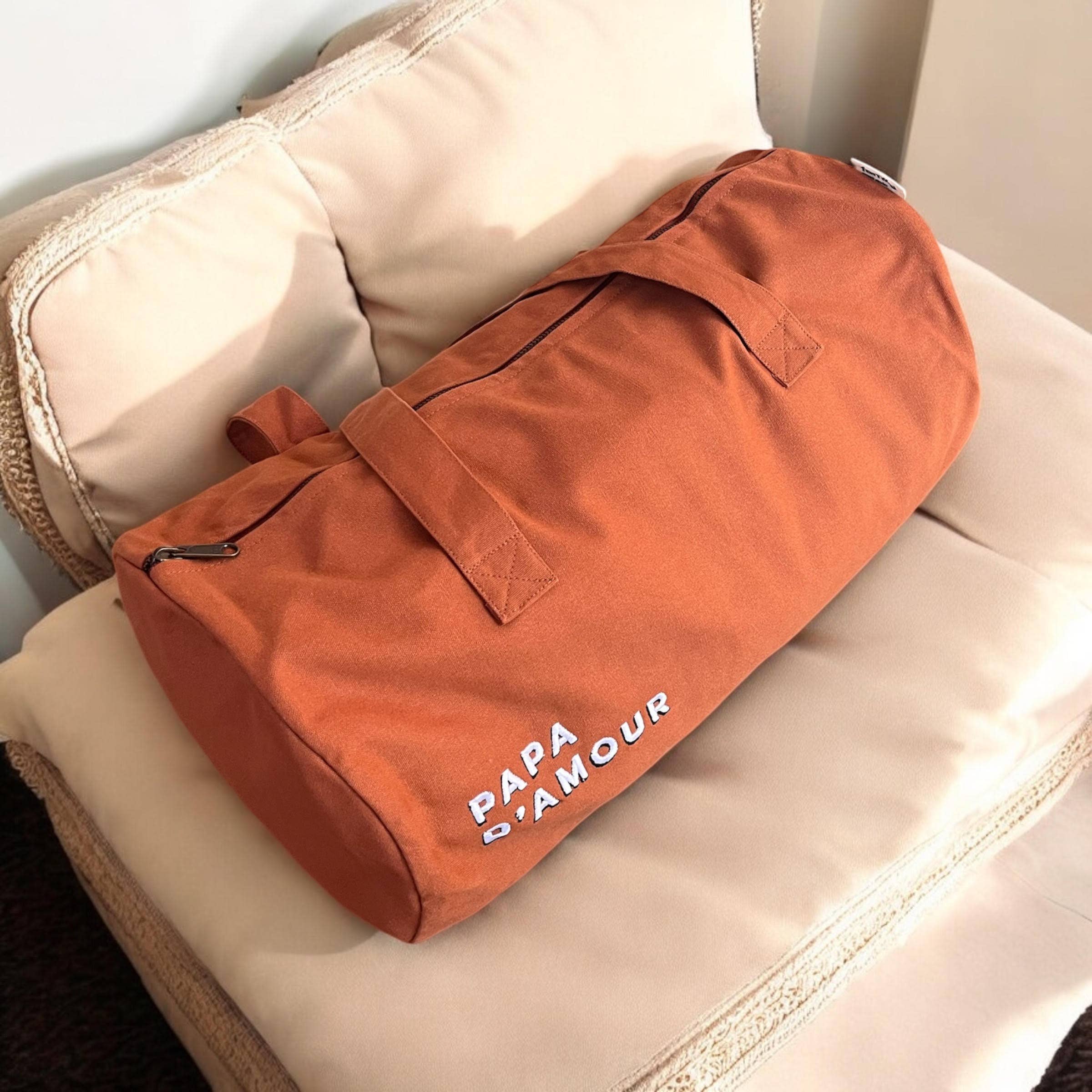 Family Impact Stories – wholesale Sports bag – Unisex – Large embroidered bolster PAPA D’AMOUR copper2