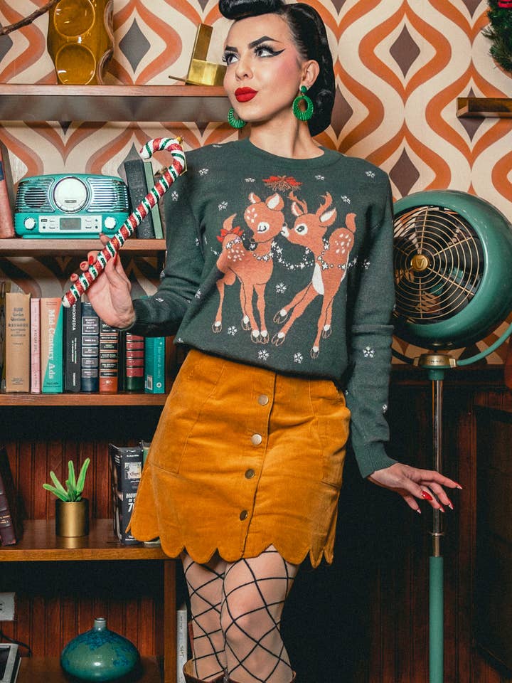 Mistletoe Kisses Gebreide Trui in Bosgroen voor wholesale door Mischief Made