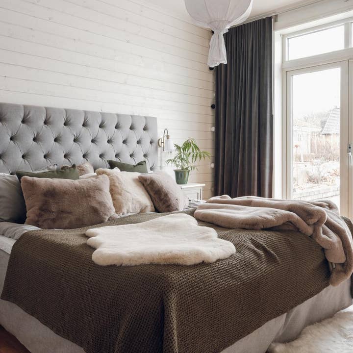 Skinnwille Home – Großhandel Teppichvorleger – Flauschiger Teppich_Ivory1