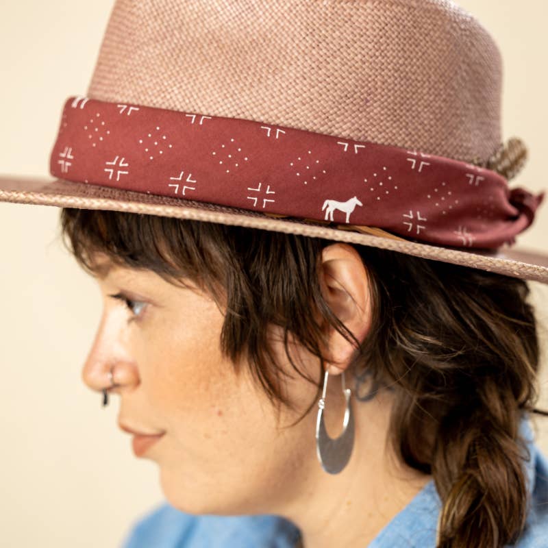 Jenni Earle - Wholesale Bandana - Dames - “Blaze A Trail” Heritage Bandana – Ethisch Gemaakt in de VS5