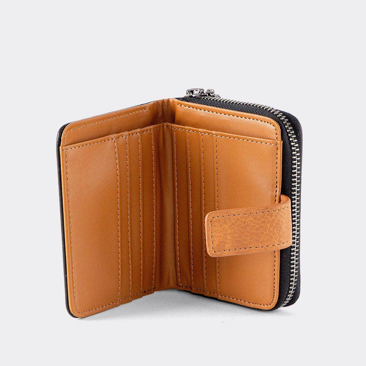 ERIUM - Bags and Accessories - Wholesale Wallet - Women's - Erium Small Wallet for Women Black4