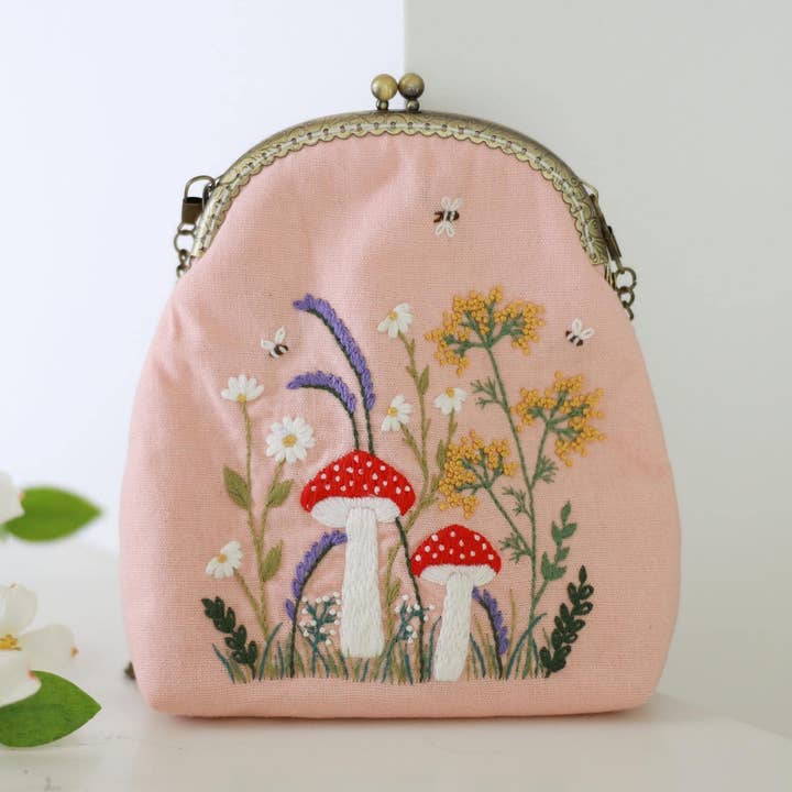 Hand Embroidered Vintage Kiss Lock Purse | Handemade Pink Floral Shoulder Bag with Chain Strap | Cottagecore Crossbody Bag | Gift for Women for wholesale by Finer Embroidery