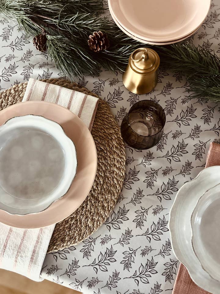 Everyday Montt Floral for wholesale by Table 06