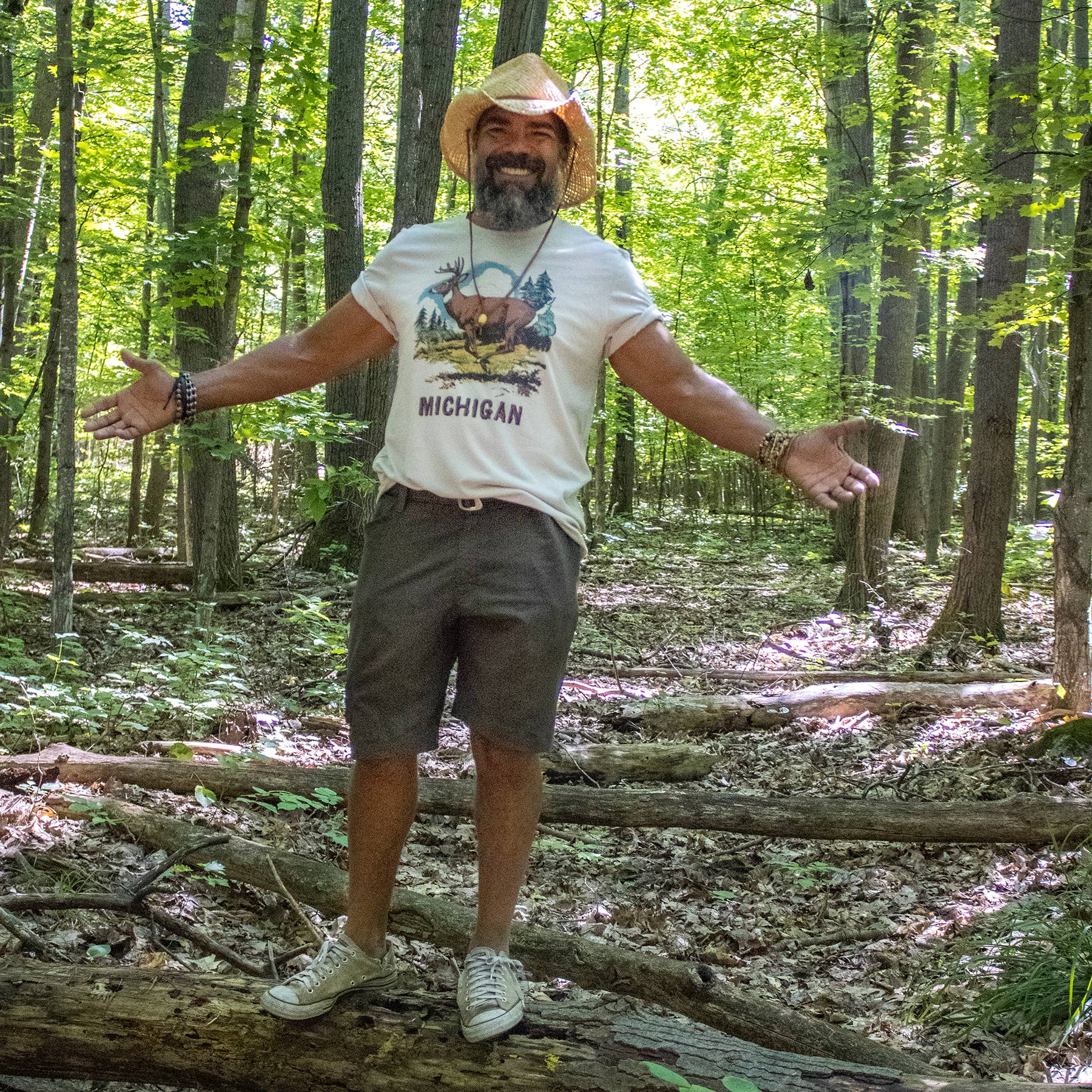 Peninsulas - Wholesale Screen Printed T-Shirt - Unisex - Michigan Deer T-Shirt2