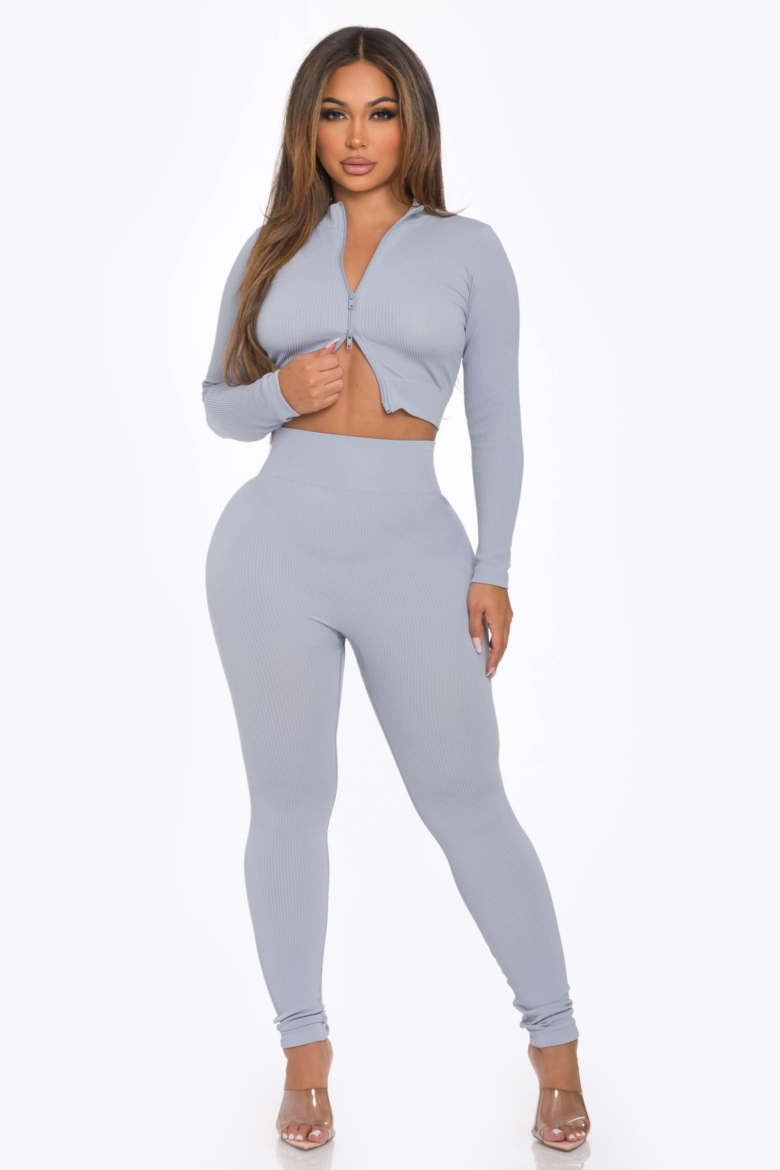 Lime All the Time – Großhandel Set aus Oberteil und Hose (NICHT Loungewear) – Damen – 2-teiliges Set aus Crop-Top und Leggings mit langem Reißverschluss, ohne Nähte4