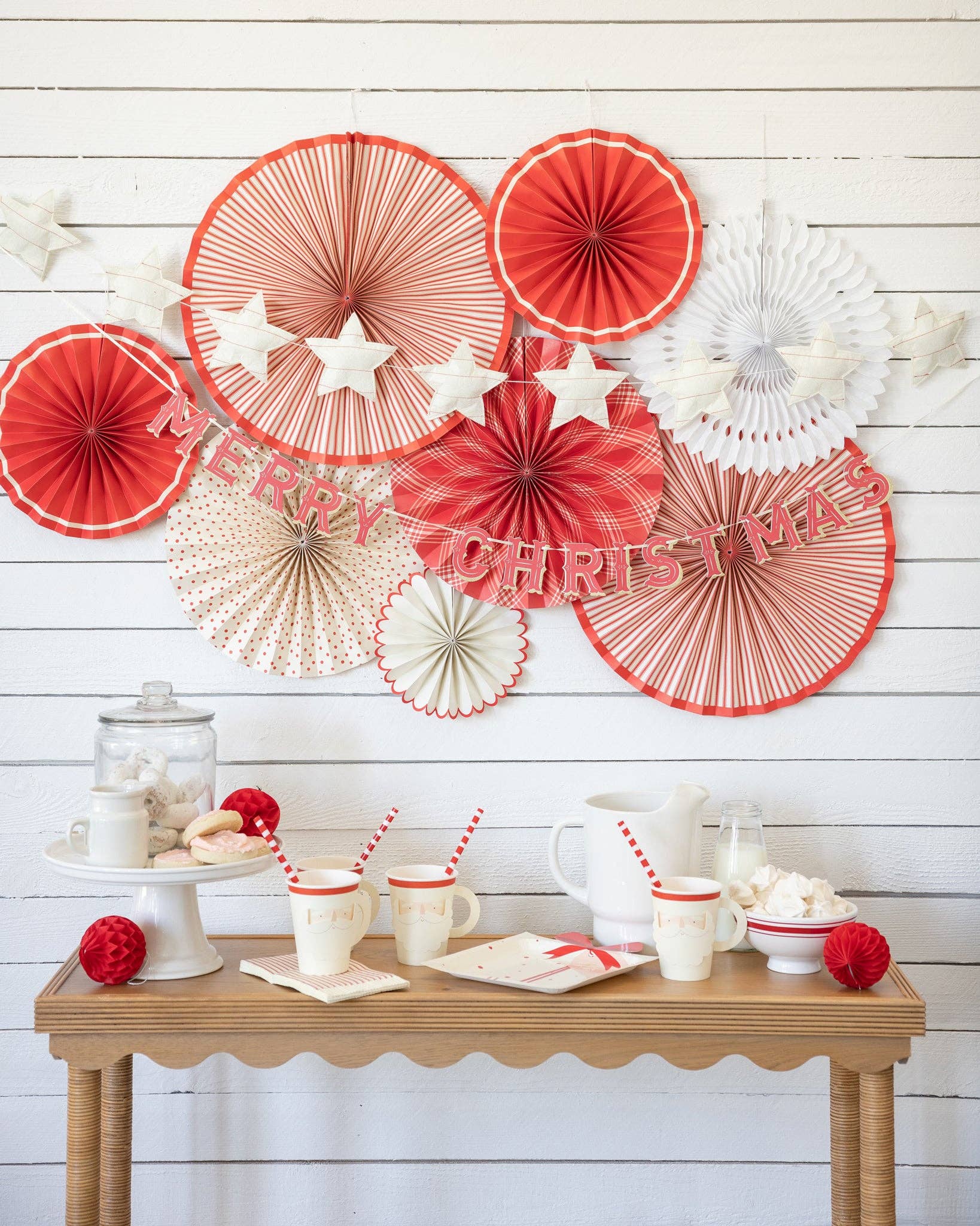 My Mind’s Eye - Wholesale Disposable Cup - BEC1012 - Believe Santa Face With Handle Paper Party Cup3