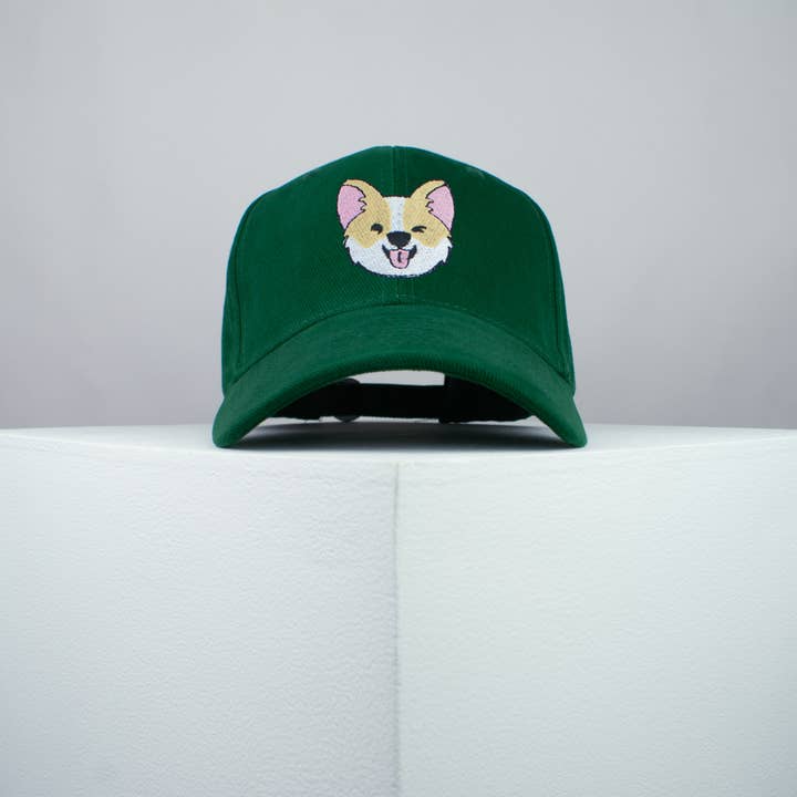 Berretto da baseball carino Corgi Wink - Cute Corgi Collection per la vendita all'ingrosso da parte di Hatty Hats Embroidery