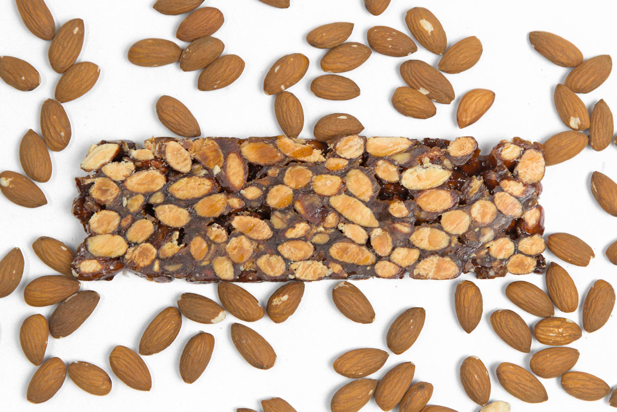 Bisch de Bruche - Wholesale Nougat - 100% Honey Black Nougat (plain almond with almonds) 100g1