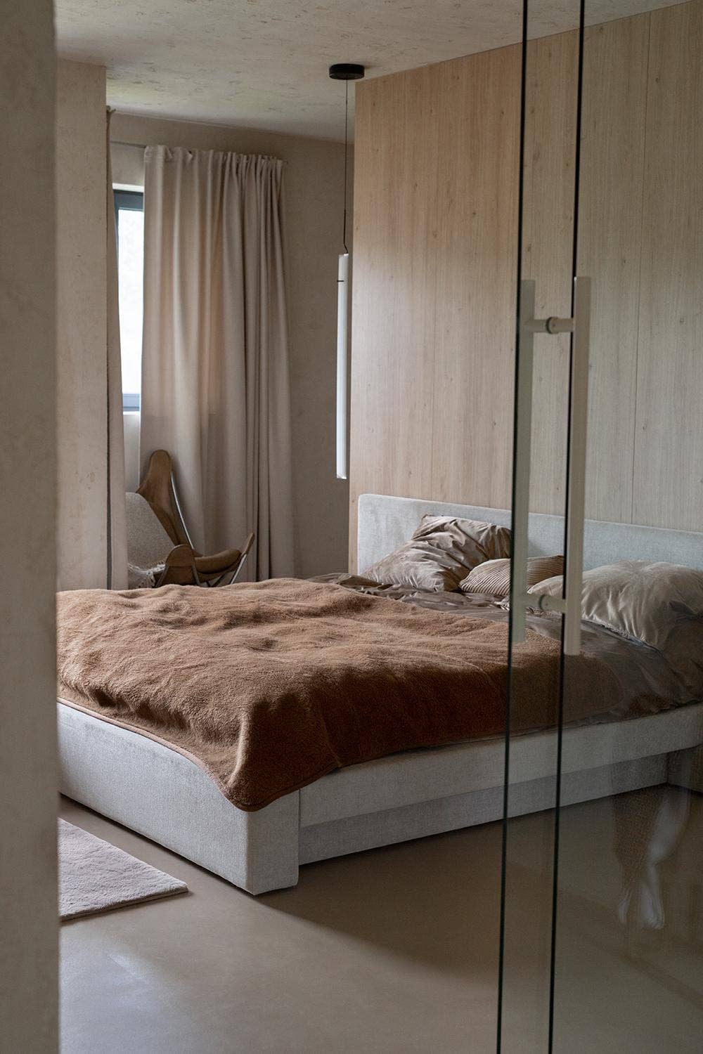 Sheepers SP .Z O.O. - Wholesale Throw Blanket - Luxurious Chocolate Sheepskin Shearling Throw 200x160cm3