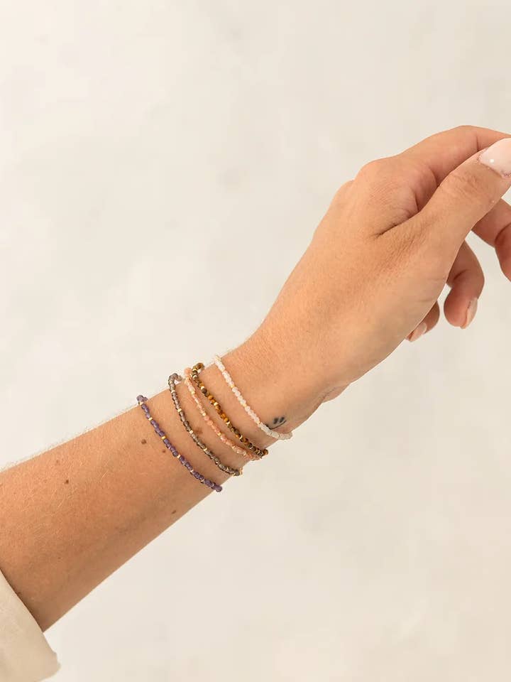 Handgefertigtes Edelsteinarmband für den Großhandel von &Friends