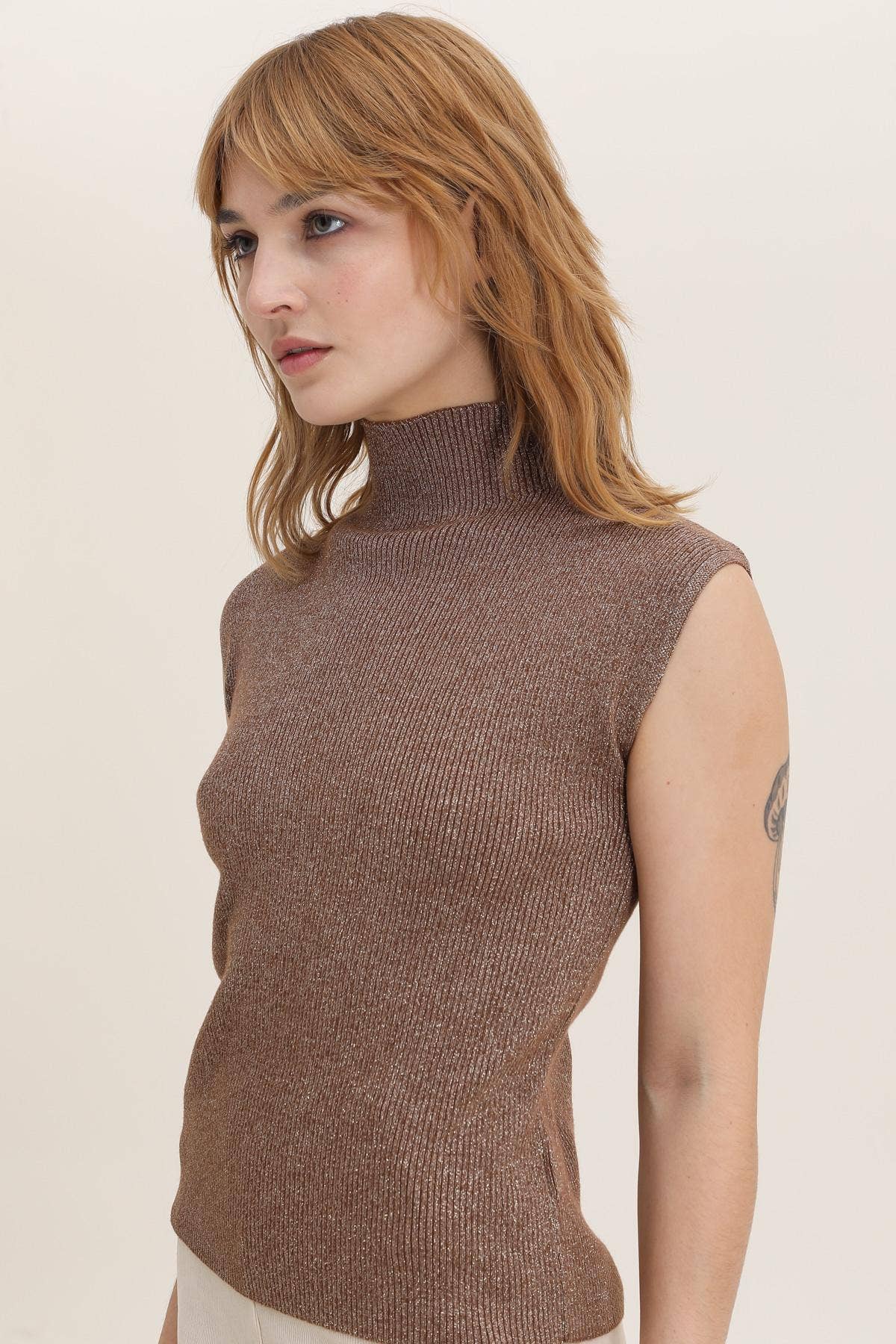 LULUMARY – wholesale Stickad topp - Dam – Lurexstickad top H684 med hög krage, 6-pack19