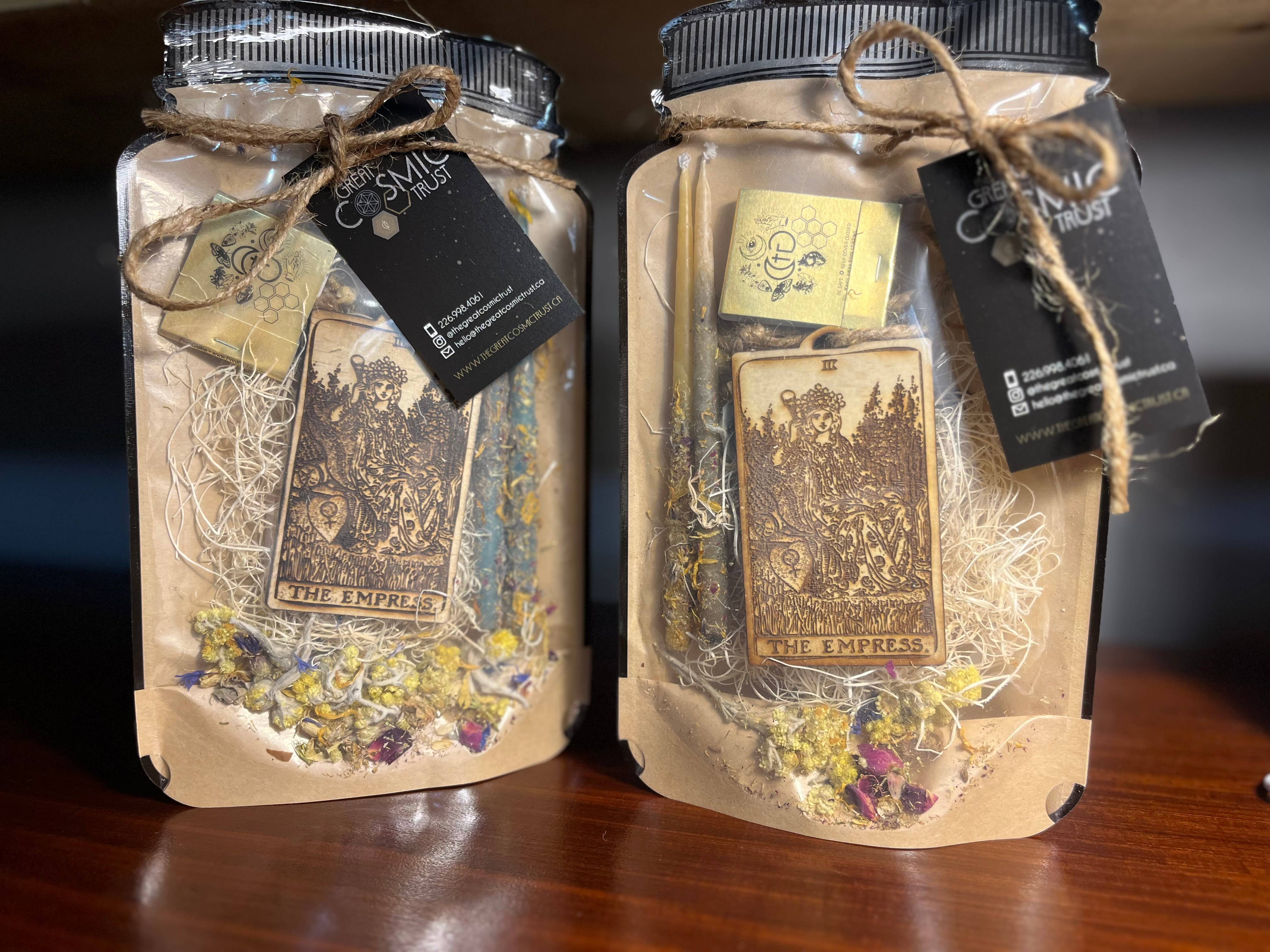 The Chaotic Good (previously The Great Cosmic Trust) - Wholesale Ornament - spell jar - ornament+candles major arcana freestanding pack3