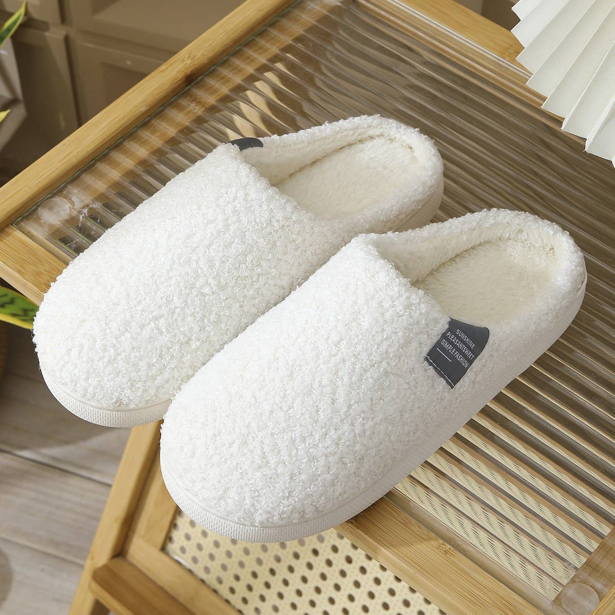 White HOME WARM INDOOR CLOSED-TOE SLIPPERS_CWSHS00286 for wholesale on Faire0