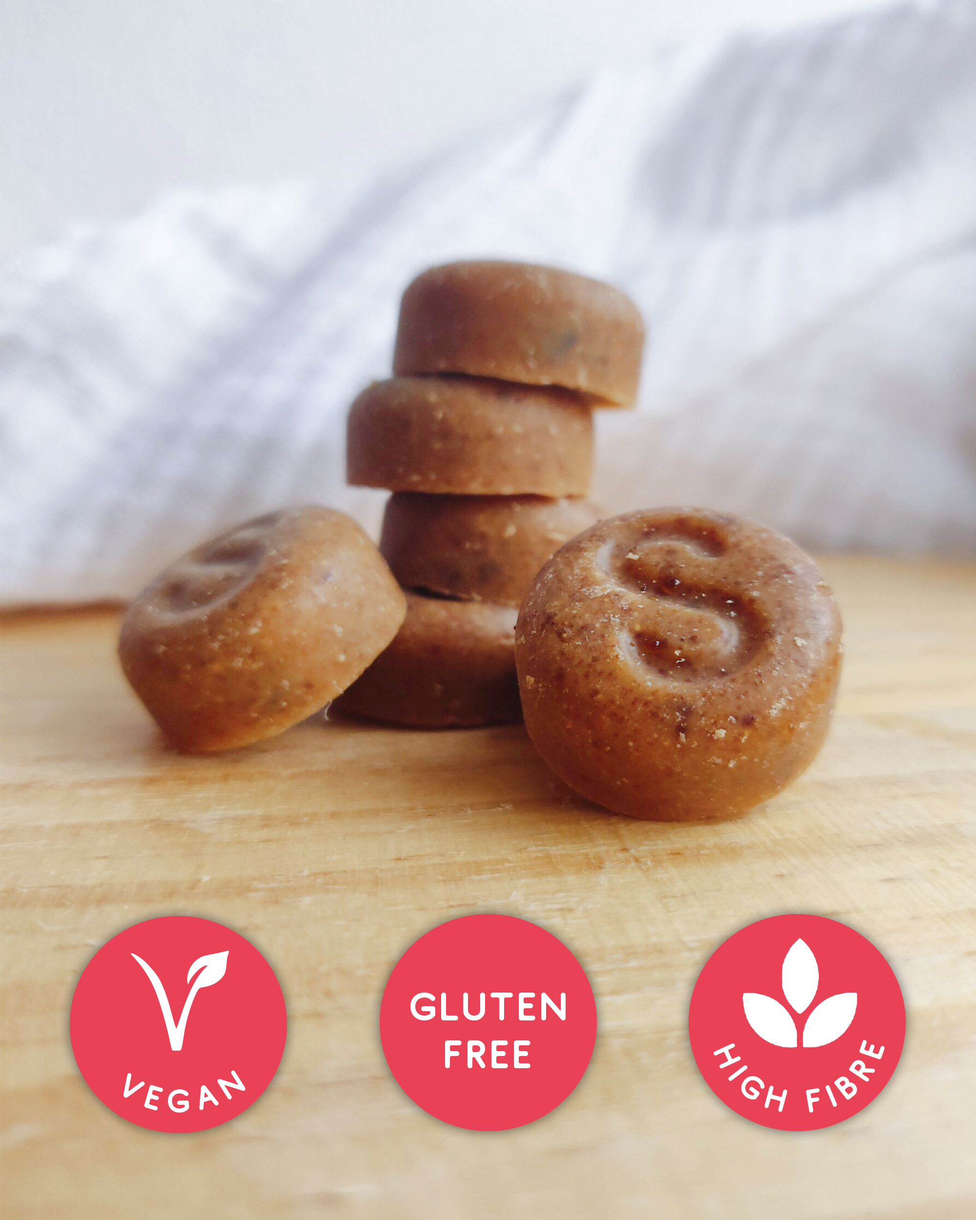 Superfoodio – wholesale Snack pack – Kids & baby – Peanut Butter Buttons - PB&Jelly (20g x 15 packs)4