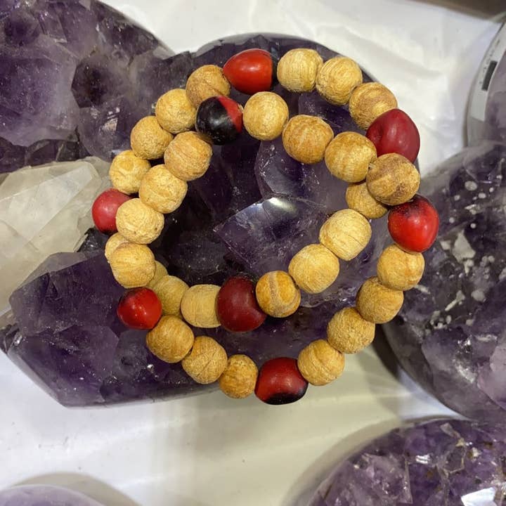 Quasar Gems USA - Wholesale Aromatherapy bracelet - Palo Santo and Huayruro Bracelet2