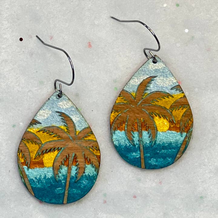 Palmetræ Ørering - Håndmalet Akryl eller Træ for engroshandel hos Madelyn Louise Ink