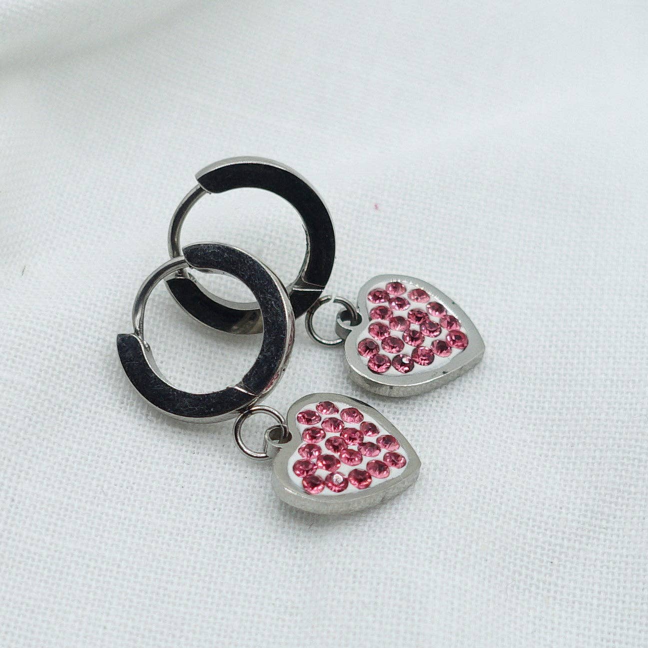 Daemon srls – wholesale Huggie earrings – LUCY ~ Zircons heart Stainless Steel Earrings2