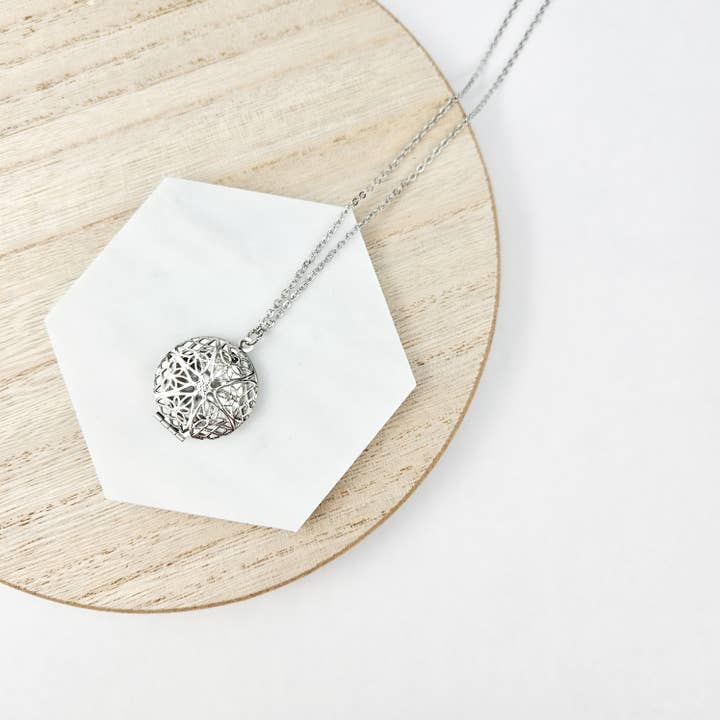 Classic Diffuser Locket Essential Oil Necklace for wholesale by The Curated Carrot