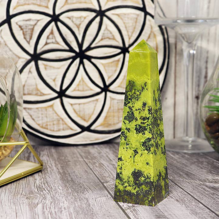 Natures Artifacts Inc - Wholesale Spiritual Stone/Crystal - Beautiful Serpentine Towers7