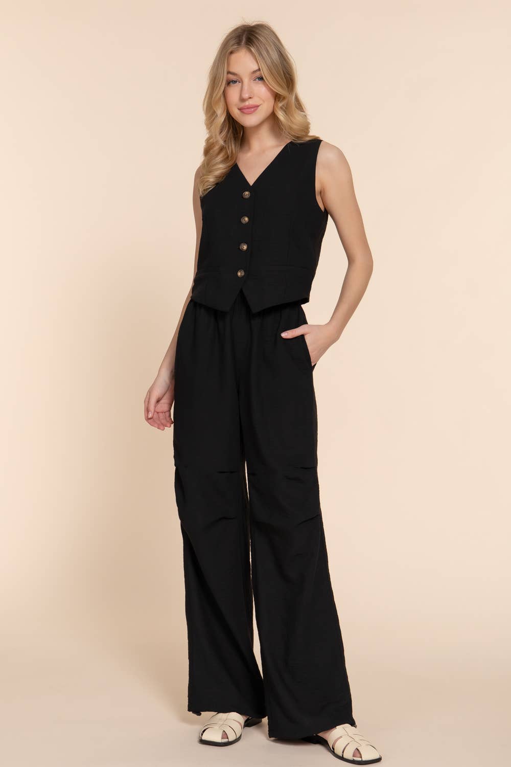 Active Basic | Active USA – wholesale Kostymväst – Dam – V-ringad väst med knäppning fram i linneeffekt3