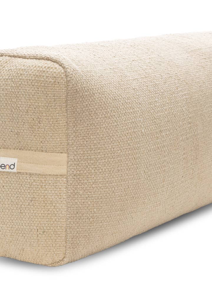 Bolster de yoga ayurvédique Harda pour la vente par Bennd