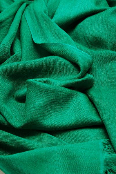 SAACHI - Wholesale Scarf - Women's - Cashmere Silk A Scarf With Eyelash Fringe21