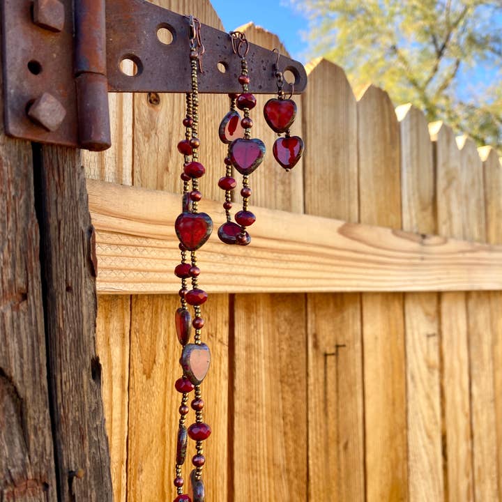 Casa Kira – wholesale Beaded/pearl necklace – Red Sweetheart Necklace2