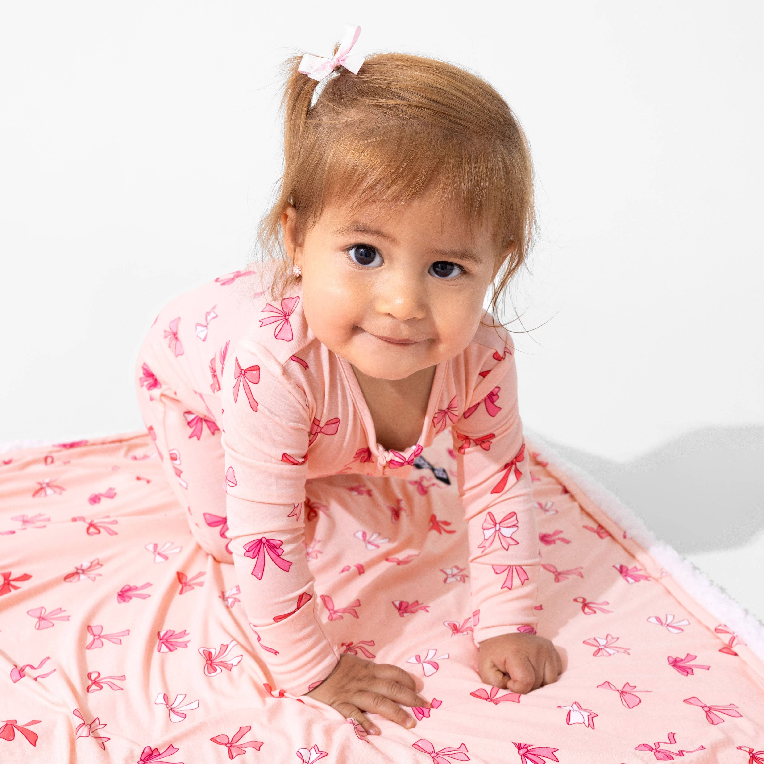 Bellabu Bear - Wholesale Sleepsuit - Baby - Take A Bow Bamboo Convertible Footie4