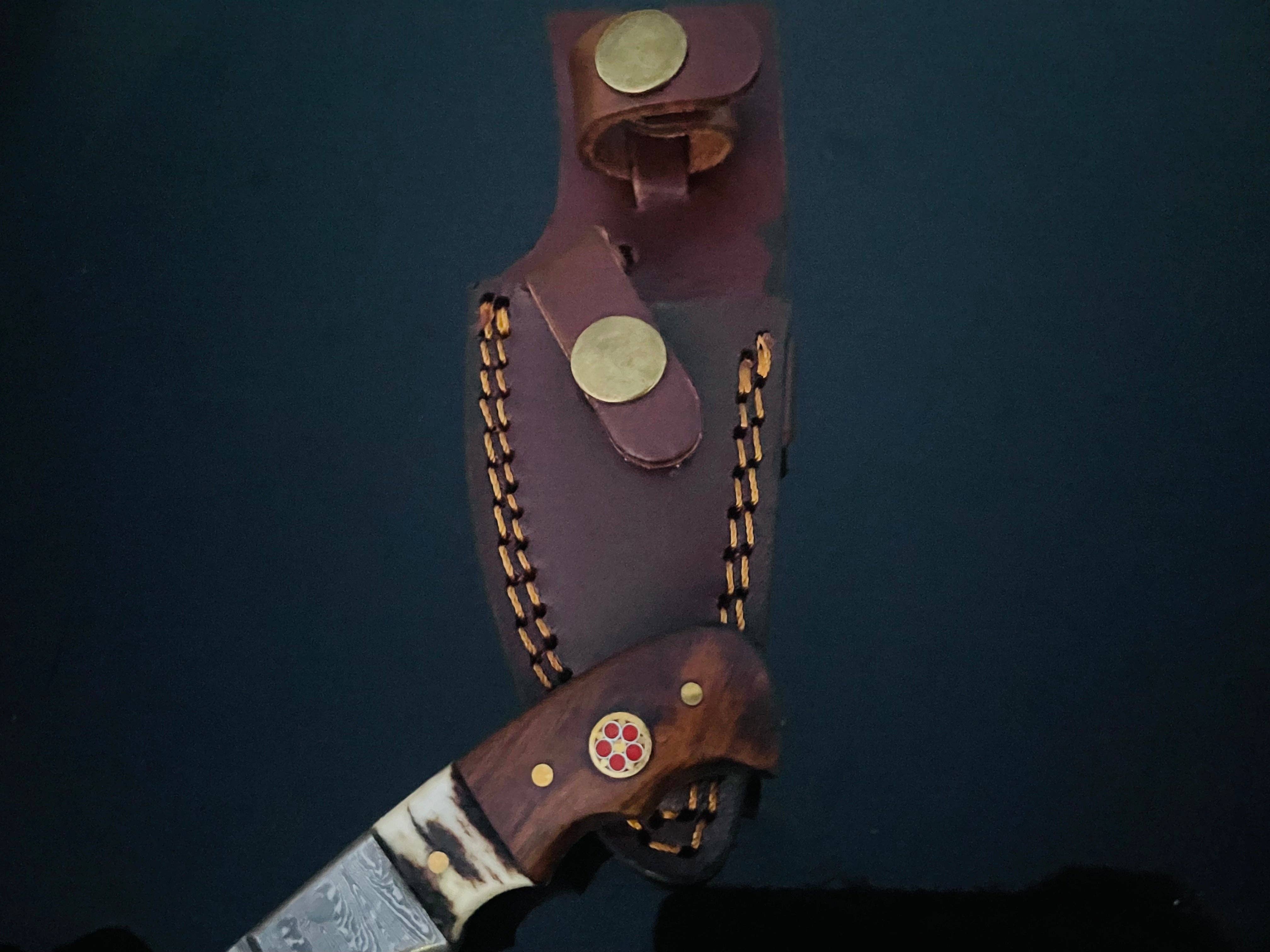 Titan International - Wholesale Pocket Knife/Holder - DAMASCUS STEEL FIXED BLADE KNIFE WITH WALNUT & STAG HORN HAN2